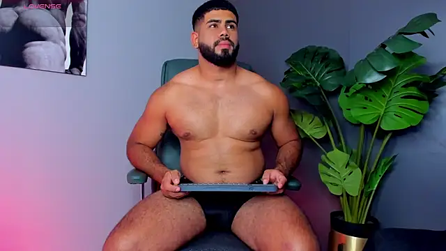 Snapshot of noah_crux chatting on 12, 2, 2026 noah crux online show from 12, 2, 2026