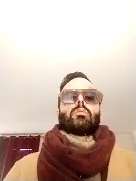 Snapshot of mistermaseratidick chatting on 4, 12, 2024 mistermaseratidick online show from 4, 12, 2024