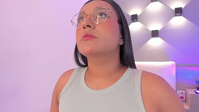 Snapshot of ellamontoya chatting on 17, 3, 2025 ellamontoya online show from 17, 3, 2025