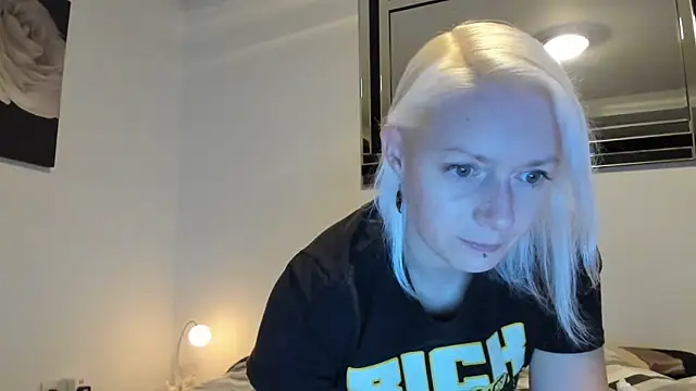 Snapshot of BetterThanYourEx69 chatting on 24, 9, 2025 BetterThanYourEx69 online show from 24, 9, 2025