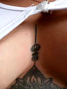 Snapshot of Freyja300 chatting on 10, 12, 2024 Freyja300 online show from 10, 12, 2024