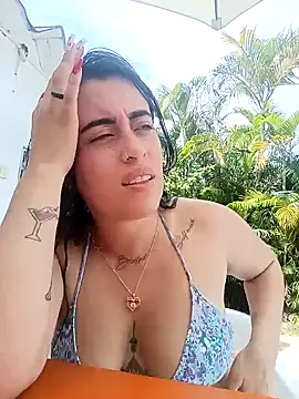 Snapshot of Freyja300 chatting on 4, 1, 2025 Freyja300 online show from 4, 1, 2025