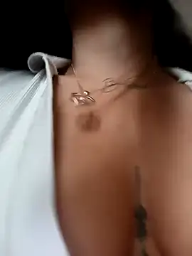 Snapshot of Freyja300 chatting on 10, 3, 2025 Freyja300 online show from 10, 3, 2025