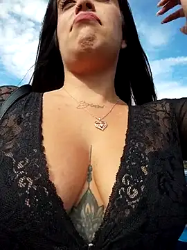 Snapshot of Freyja300 chatting on 9, 10, 2025 Freyja300 online show from 9, 10, 2025