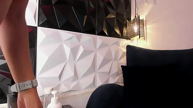 lia sofiia online show from 22, 12, 2024