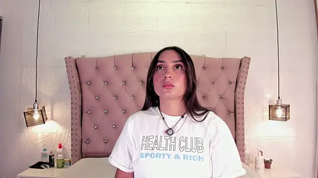 Snapshot of lia_sofiia chatting on 25, 5, 2026 lia sofiia online show from 25, 5, 2026