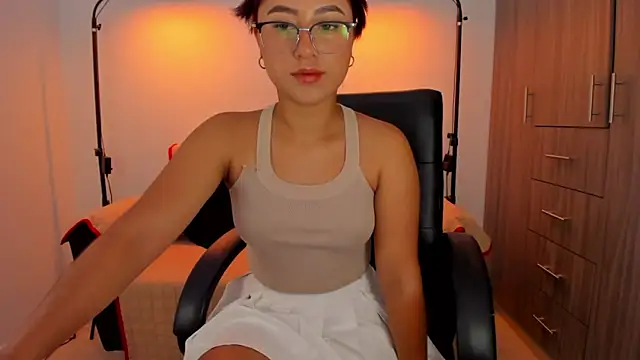 Snapshot of cloy_baby__ chatting on 12, 11, 2025 cloy baby online show from 12, 11, 2025