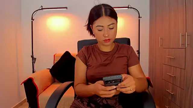 Snapshot of cloy_baby__ chatting on 21, 11, 2025 cloy baby online show from 21, 11, 2025