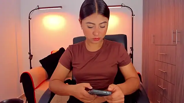 Snapshot of cloy_baby__ chatting on 5, 12, 2025 cloy baby online show from 5, 12, 2025