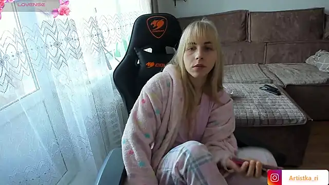 Snapshot of Artistkari chatting on 6, 2, 2026 Artistkari online show from 6, 2, 2026