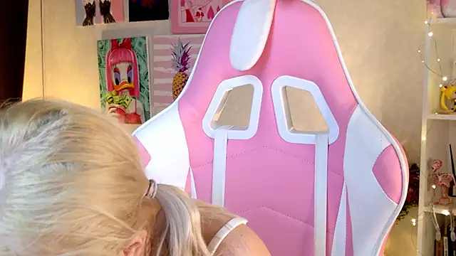 LexieLoree online show from 7, 12, 2024