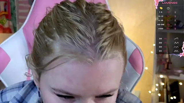 LexieLoree online show from 14, 12, 2024