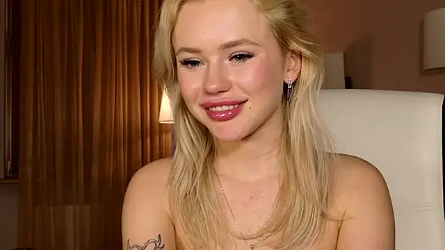 LexieLoree online show from 17, 12, 2024