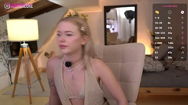 LexieLoree online show from 6, 1, 2026