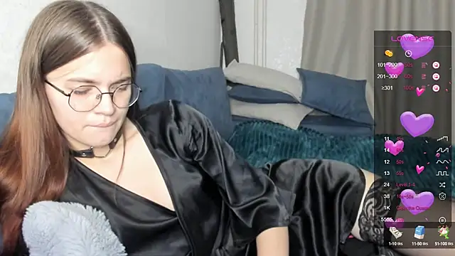 lina haall online show from 9, 1, 2025