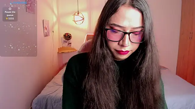Snapshot of paula_kawaiifu_ chatting on 22, 10, 2025 paula kawaiifu  online show from 22, 10, 2025