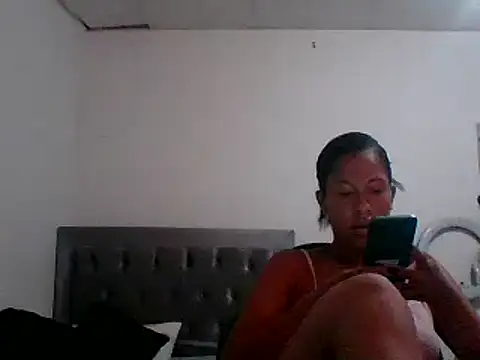 Kitra New online show from 8, 3, 2025