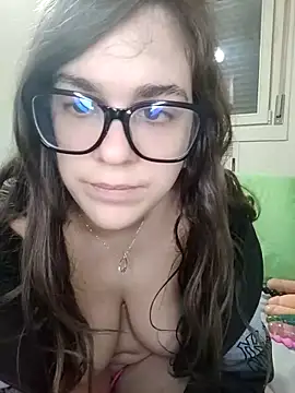 Snapshot of Miachan_LaGattinaVogliosa chatting on 15, 2, 2026 Miachan LaGattinaVogliosa online show from 15, 2, 2026