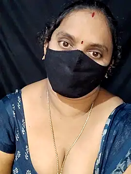 vintage-vibs online show from 3, 2, 2025