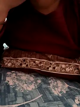 Snapshot of SHUBHI880 chatting on 5, 12, 2025 SHUBHI880 online show from 5, 12, 2025