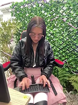 Isabella 21x online show from 17, 1, 2025