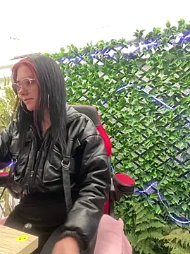 Isabella 21x online show from 20, 1, 2025