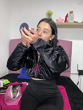 Isabella 21x online show from 1, 3, 2025
