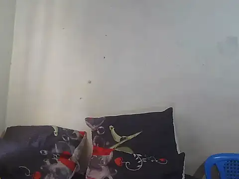 Snapshot of curvysexybody chatting on 27, 3, 2026 curvysexybody online show from 27, 3, 2026