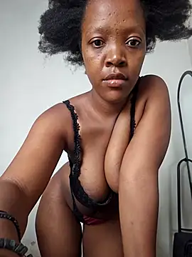 Snapshot of curvysexybody chatting on 29, 3, 2026 curvysexybody online show from 29, 3, 2026