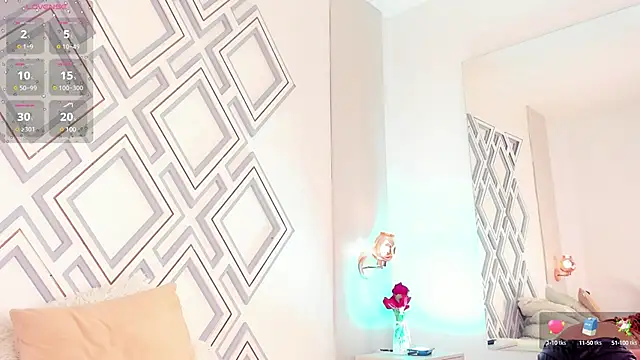  CurlyGirl  online show from 5, 3, 2025