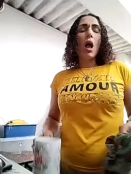 Corina hot online show from 4, 12, 2024