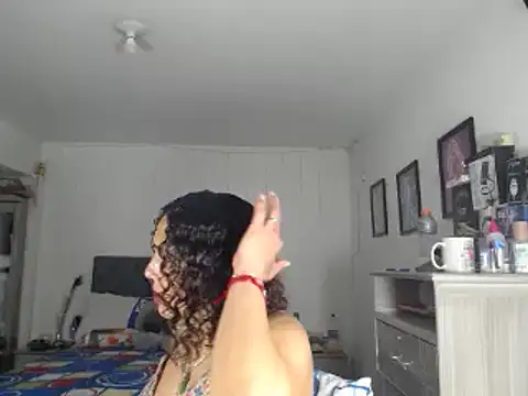 Corina hot online show from 26, 12, 2024