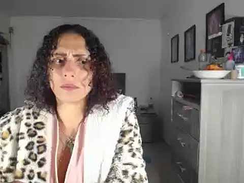 Corina hot online show from 29, 12, 2024