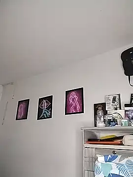 Corina hot online show from 10, 1, 2025