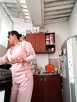 Corina hot online show from 22, 1, 2025