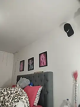 Corina hot online show from 19, 3, 2025