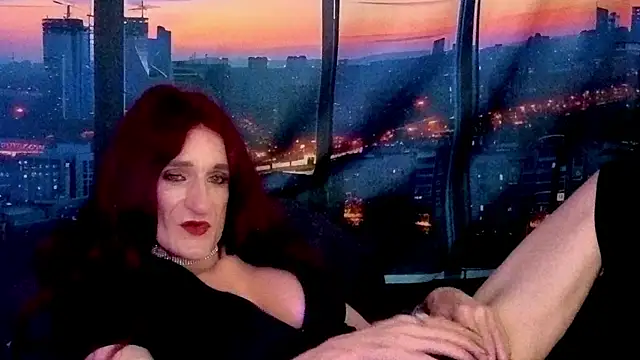 LuvNuk online show from 18, 9, 2025