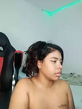 Snapshot of Fanny_Klean chatting on 26, 12, 2024 Fanny Klean online show from 26, 12, 2024