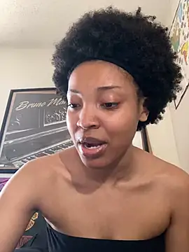 KimiAqua online show from 20, 2, 2025