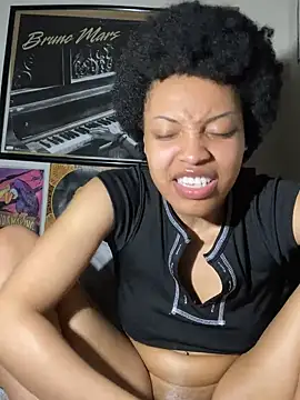 KimiAqua online show from 26, 2, 2025