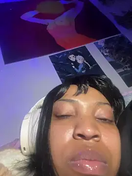 KimiAqua online show from 25, 11, 2025