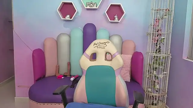 LYA SWEETX online show from 5, 3, 2026