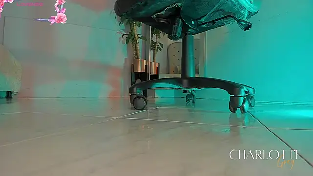 charlotte  grey online show from 1, 12, 2025