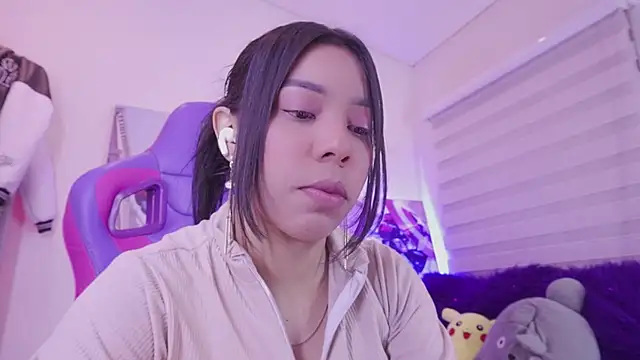 madelyn rose  online show from 29, 4, 2026