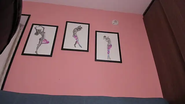 Snapshot of SensualJane2 chatting on 4, 3, 2025 SensualJane2 online show from 4, 3, 2025