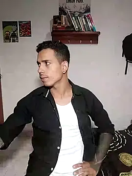 Snapshot of chero_95 chatting on 10, 10, 2025 chero 95 online show from 10, 10, 2025