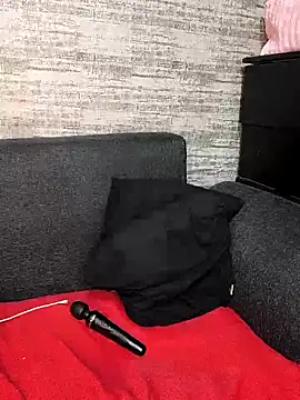 Snapshot of ExclusiveLeexx chatting on 1, 4, 2026 ExclusiveLeexx online show from 1, 4, 2026