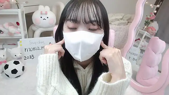 momo room online show from 4, 1, 2025