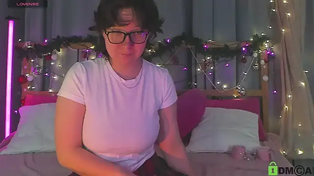 dreamgirllovee online show from 9, 1, 2025