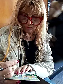 eva2023sexy online show from 7, 1, 2025